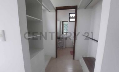 Venta Casa en Urbanización Los Prados.