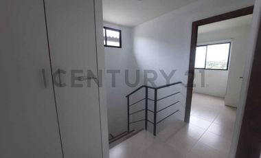 Venta Casa en Urbanización Los Prados.