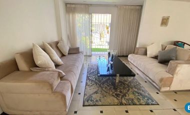 casa en arriendo/venta en villa del este. Cod V119