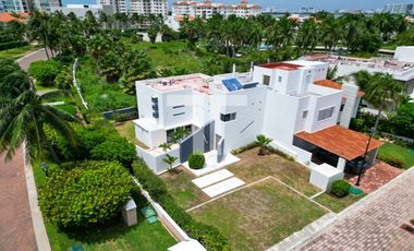 Casa en renta Isla Risueña de 2 recámaras en Isla Dorada Zona Hotelera Cancún