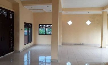 Rumah Luas 3 Lantai di Raya Singaraja Bedugul Buleleng