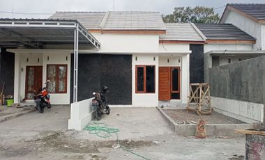 Rumah Siap Huni Timur Kota Jogja Siap KPR.