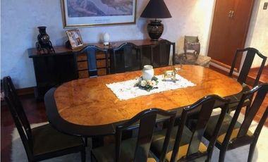 Oportunidad Importante Chalet 8 ambientes sobre dos lotes próximo a Parque Luro