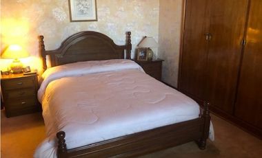 Oportunidad Importante Chalet 8 ambientes sobre dos lotes próximo a Parque Luro