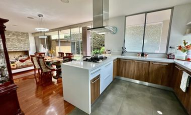casa en venta en villa de los pinos. Cod V6003