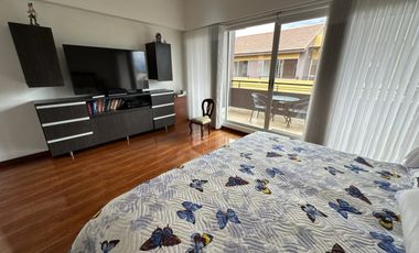 casa en venta en villa de los pinos. Cod V6003