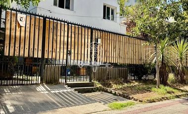 Hermosa y Amplia Propiedad en Providencia