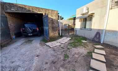 CASA VENTA CALLE ALMEIRA