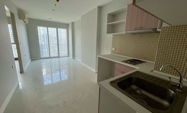 1 Bedroom Condo for sale at The Mark Ratchada-Airport Link