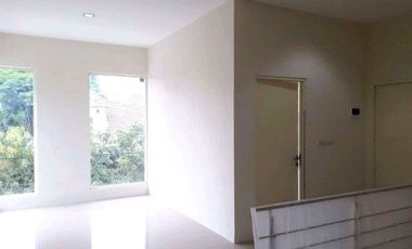 RUMAH SURYA INTI PERMATA JUANDA WARU HOOK GRESS MEWAH