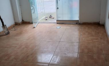 local en arriendo en bulevar niza. Cod A7098001