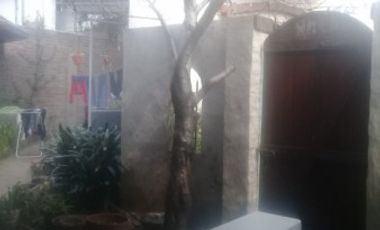 Chalet en 2 plantas  Moron Sur   Apto credito