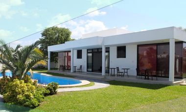 Casa en Venta de 4 recámaras de una planta. En Chicxulub Puerto, Yucatán