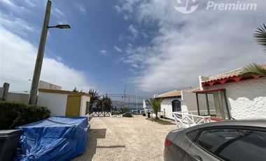 VENTA TRES CABAÑAS PARA INVERTIR EN LA HERRADURA