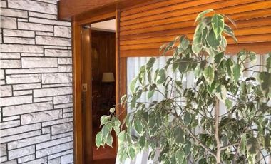 Excepcional chalet en Altos de Chauvin. Obra Arq. Córsico Piccolini, año 1958.