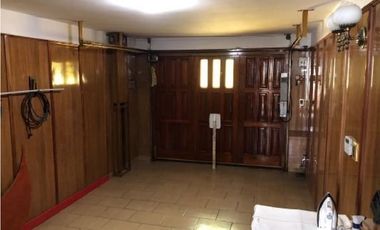 Excepcional chalet en Altos de Chauvin. Obra Arq. Córsico Piccolini, año 1958.