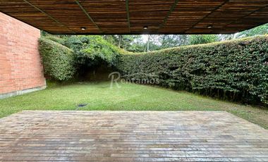 casa en arriendo en loma del atravesado. Cod A776260