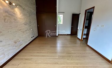 casa en arriendo en loma del atravesado. Cod A776260