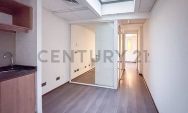 Oficina Comercial en Estoril Oportunidad