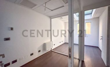 Oficina Comercial en Estoril Oportunidad