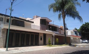 Casa en Venta en Rinconada  Santa  Rita, Guadalajara