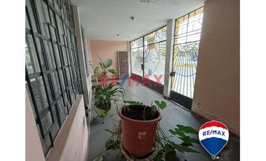 🏡 ¡OPORTUNIDAD ÚNICA EN PIURA! 🏡

¿Estás buscando la casa perfecta en una ubicación privilegiada? ¡Tu búsqueda ha terminado! Presentamos una exclusi