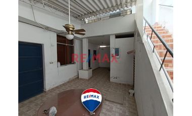 🏡 ¡OPORTUNIDAD ÚNICA EN PIURA! 🏡

¿Estás buscando la casa perfecta en una ubicación privilegiada? ¡Tu búsqueda ha terminado! Presentamos una exclusi