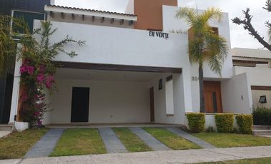 CASA EN VENTA EN AGUASCALIENTES, COTO SAN NICOLAS, AL SURPONIENTE