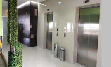 SE VENDE OFICINA CORPORATIVA CON VISTA AL MAR EN TORRE AMERICAS I ARLETTE FLORES