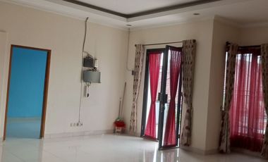 Rumah LB 350 Hadap Timur 15 Mnt ke Mall Tamini Square Siap KPR J-46712