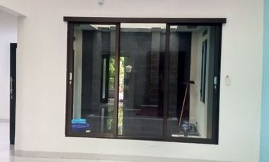 Rumah LB 350 Hadap Timur 15 Mnt ke Mall Tamini Square Siap KPR J-46712