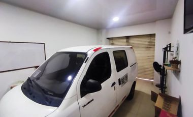 Venta de Casa - Bodega en el B. San Francisco - Bucaramanga, 300 m². Cod V5972