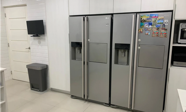 SE VENDE CASA EN ALTOS DEL GOLF $550,000 AM