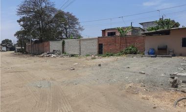 Vía Perimetral y Orellana se vende terreno rellenado 9000 m2