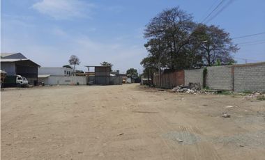 Vía Perimetral y Orellana se vende terreno rellenado 9000 m2