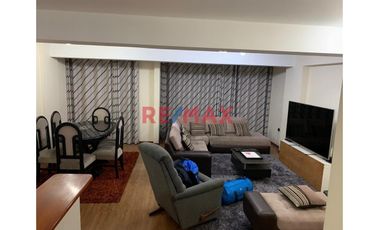 FOTOS EN PRODUCCIÓN AUDIOVISUAL

Venta de Departamento en Excelente Ubicación cerca al Mall 

¡Vive en una de las zonas más céntricas y convenient