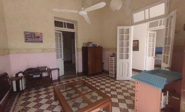 CASA EN VENTA ESTILO NEOCLASICO COL. CENTRO VERACRUZ,VER.