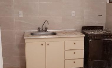Departamento Tipo Casa en venta en Caseros