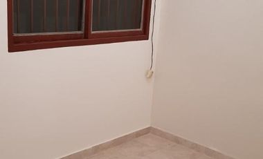 Departamento Tipo Casa en venta en Caseros