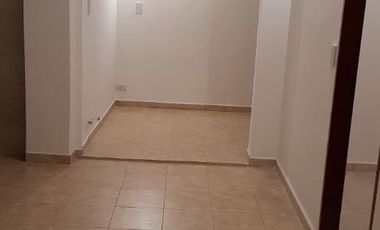 Departamento Tipo Casa en venta en Caseros