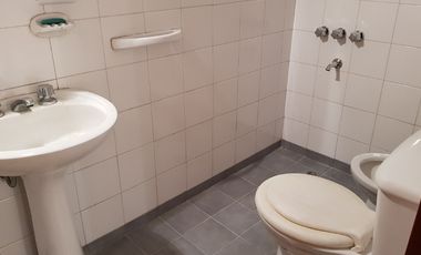 Departamento Tipo Casa en venta en Caseros