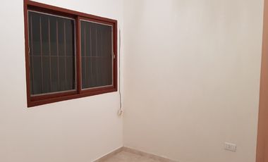 Departamento Tipo Casa en venta en Caseros