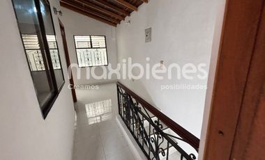 casa en arriendo en calatrava. Cod A66338