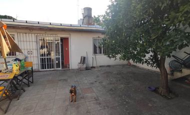 Casa para 2 Familias en venta en Moron Sur