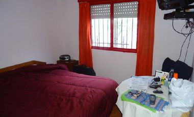 Excelente  vivienda con local en Hudson, Berazategui