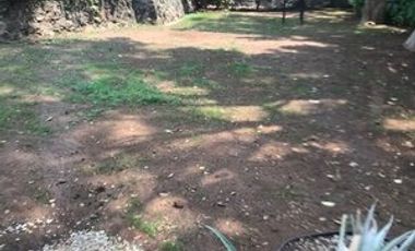 MUY BUENA CASA EN VENTA, VIGILANCIA EN JARDINES DE TLALTENANGO, CUERNAVACA MOR.