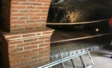 MUY BUENA CASA EN VENTA, VIGILANCIA EN JARDINES DE TLALTENANGO, CUERNAVACA MOR.