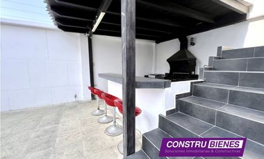 Casa moderna, independiente con vista al mar en Barbasquillo, Manta