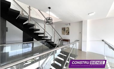 Casa moderna, independiente con vista al mar en Barbasquillo, Manta