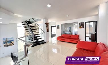 Casa moderna, independiente con vista al mar en Barbasquillo, Manta